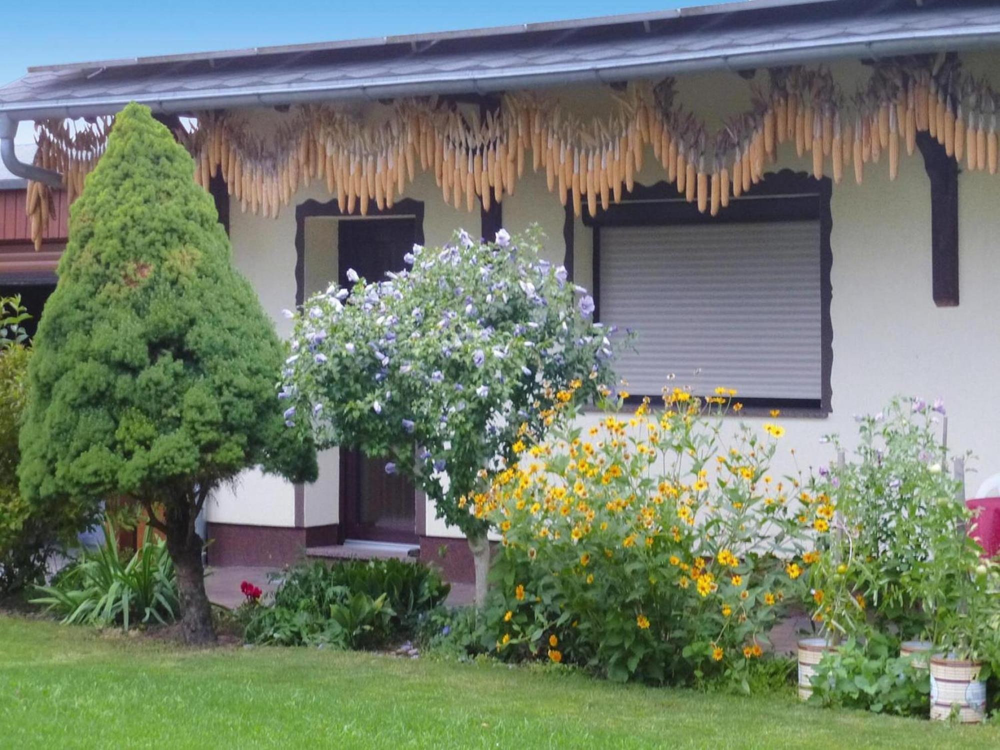 Bungalow In L Bben With A Terrace Lübben Buitenkant foto