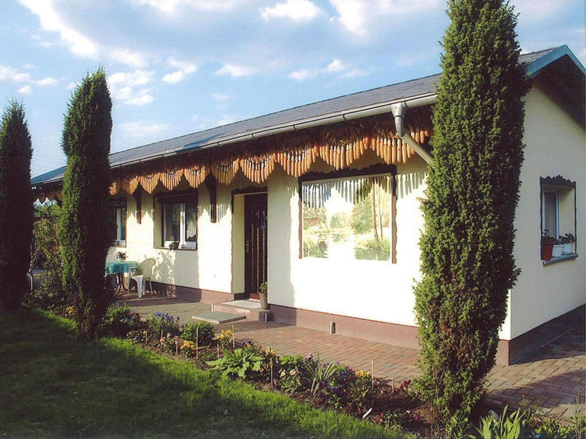 Bungalow In L Bben With A Terrace Lübben Buitenkant foto